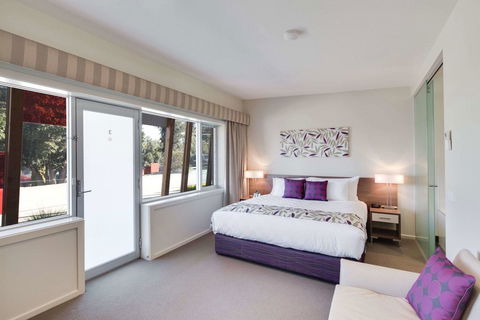 Drouin Motel - Accommodation Newcastle 2