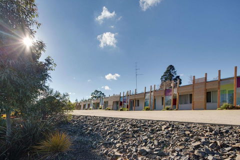 Drouin Motel - Accommodation Newcastle 0