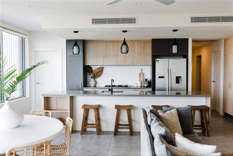Dune Beach Front Apartment 15 - Accommodation Newcastle 1