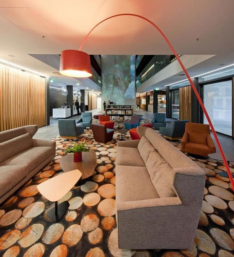East Hotel And Apartments - Accommodation Newcastle 3