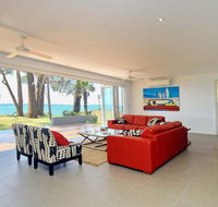 Ebb and Flow  Corlette - Accommodation Newcastle