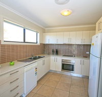Eclipse 13/10 Nettin Circuit - Accommodation Newcastle