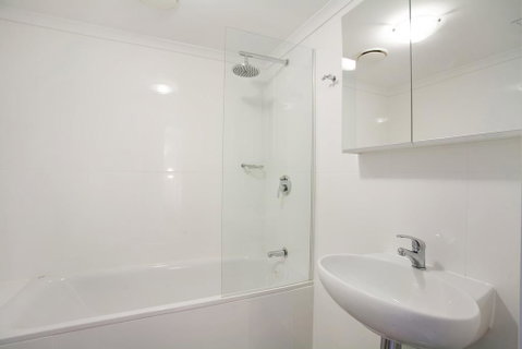 Edge 6/16 Clyde Street - Accommodation Newcastle 3