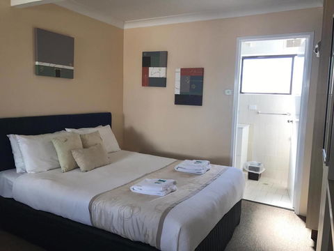 Edgewater Motel - Accommodation Newcastle 2