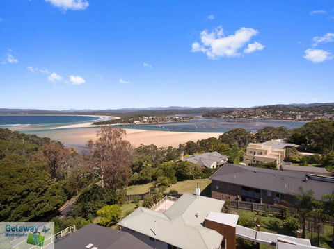 Eight Lakes - Accommodation Newcastle 1