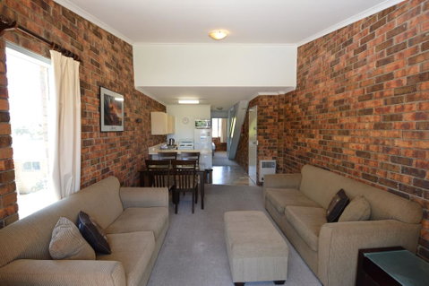Ellswood 5 - Accommodation Newcastle 2