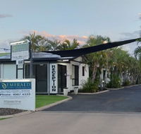 Emerald Motel Apartments
