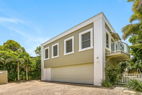 Enjoy The Views, Sunshine Beach - Accommodation Newcastle 0