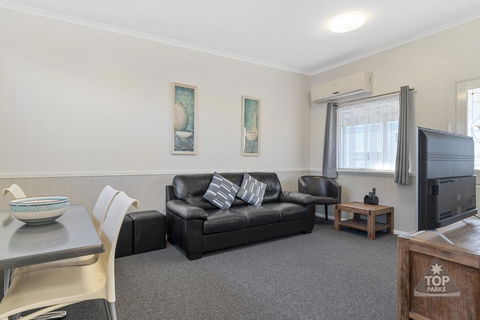 Esperance Bay Holiday Park - Accommodation Newcastle 1
