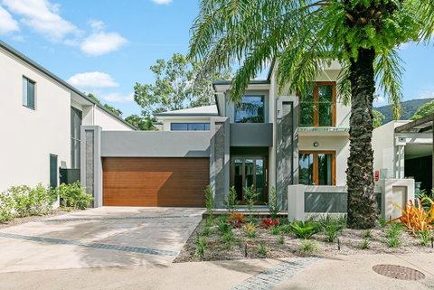 Esprit Luxury Retreat Palm Cove - Accommodation Newcastle 0