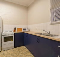 Exmouth Villas Unit 35 - 2 Bedroom Self-Contained Unit at the Heart of Town - Accommodation Newcastle