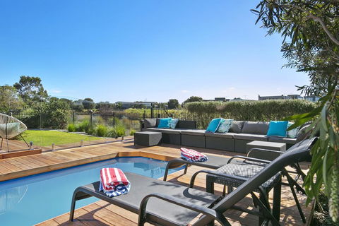 Fabulous Home - Families Only - Accommodation Newcastle 0