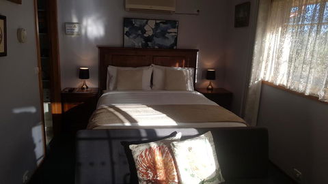 Factory Lane B&B - Accommodation Newcastle 3