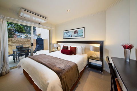 Falls Mountain Retreat Blue Mountains - Accommodation Newcastle 2
