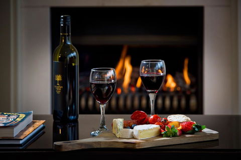 Falls Mountain Retreat Blue Mountains - Accommodation Newcastle 1