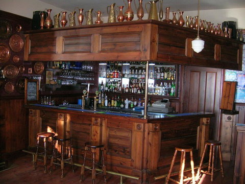 Fitzpatricks Inn - Accommodation Newcastle 3