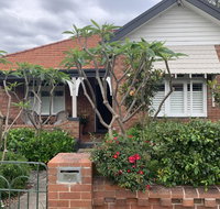 Frangipani House Cooks Hill - Accommodation Newcastle