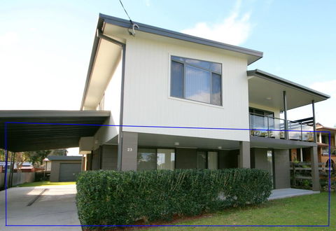 FRASERS COTTAGE- 23 Castle St Laurieton - Accommodation Newcastle 0