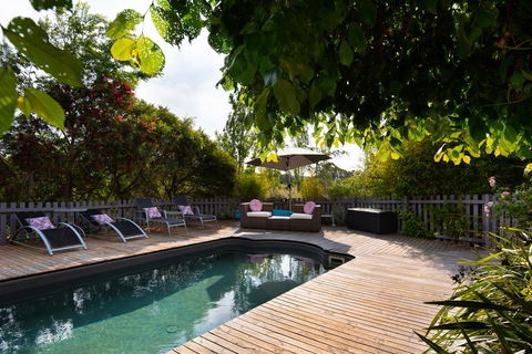 Gables Bend Spa Villa - Accommodation Newcastle 1