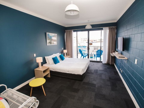 Gilligan's Backpacker Hotel & Resort Cairns - Accommodation Newcastle 2