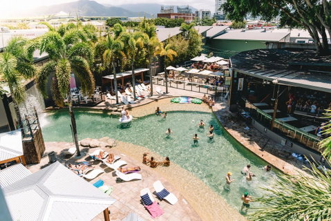 Gilligan's Backpacker Hotel & Resort Cairns - Accommodation Newcastle 0