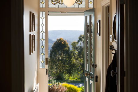 Gladville - Accommodation Newcastle 3
