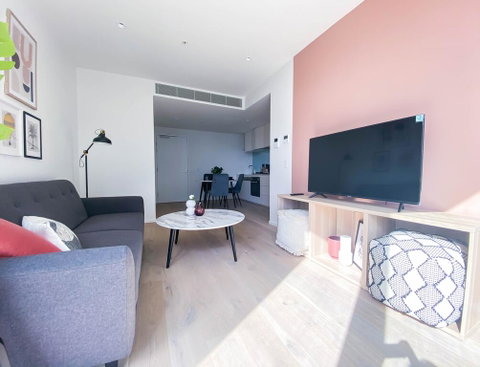 Glamorous Southbank Home W/ Free Wifi - Accommodation Newcastle 3