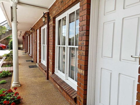 Glen Inn - Accommodation Newcastle 2