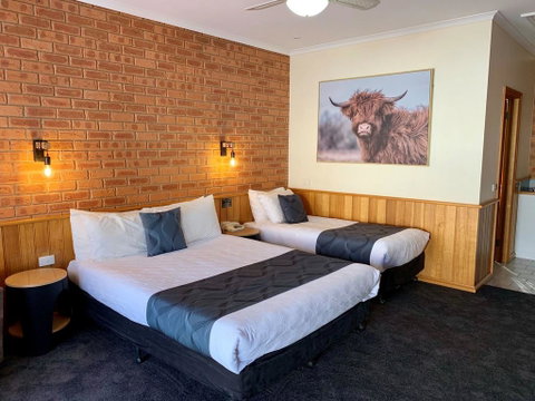 Golden River Motor Inn - Accommodation Newcastle 0