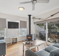 Government Road 127 Blue Water - Accommodation Newcastle