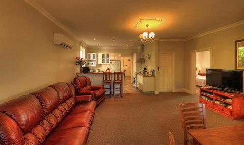 Grace's Spa Cottage - Accommodation Newcastle 1