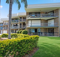 Great location close to waterfront Shops Restaurants and Cafes. - Accommodation Newcastle