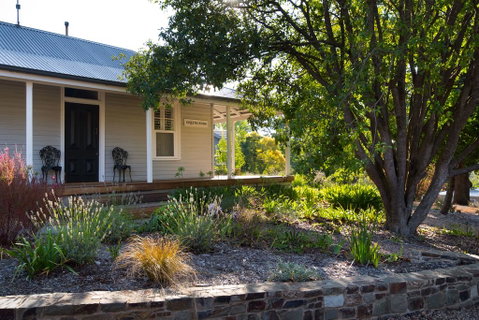 Greenlands - Accommodation Newcastle 0