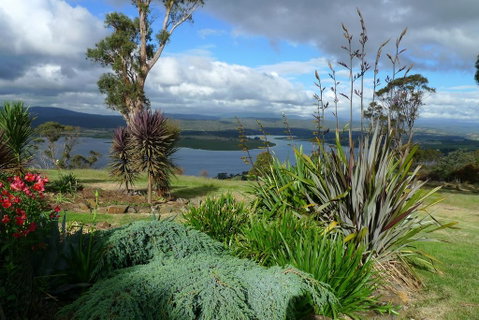 Grindelwald Lodge And Gardens - Accommodation Newcastle 0