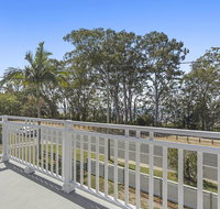 Hamptons at The Bay - Accommodation Newcastle