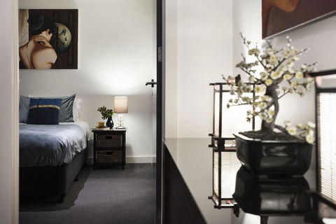 Harlequin - Accommodation Newcastle 1
