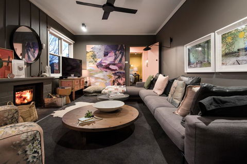 Harts Lane Beaux Haus - Accommodation Newcastle 1