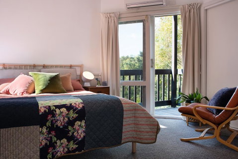 Hepburn Pool House - Accommodation Newcastle 1