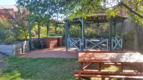 Hepburn Springs Motor Inn - Accommodation Newcastle 2