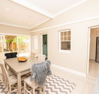 Heritage Bowen Terrace 3 Bed 2 Bath - Walk to CBD - Accommodation Newcastle