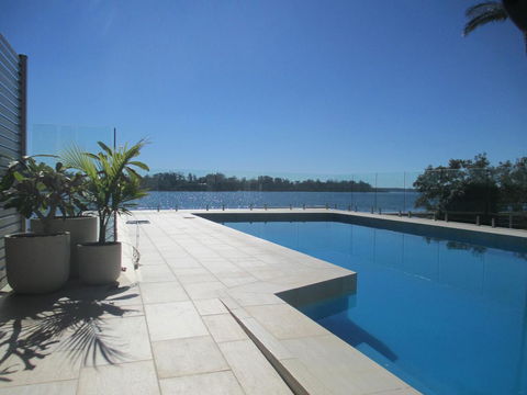 HIBBARD HAVEN - Accommodation Newcastle 0
