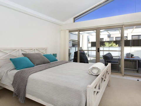Hidden Gem On Manning - Great Location Opposite Surf Beach - Accommodation Newcastle 1