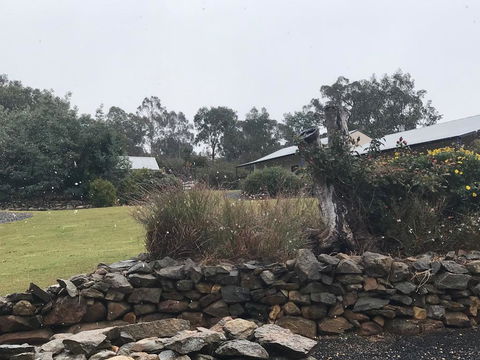 Hill End Lodge - Accommodation Newcastle 3