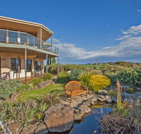 Hilltop Apartments Phillip Island - Accommodation Newcastle