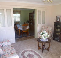 Hillview B  B Forbes - Accommodation Newcastle