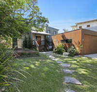 Holiday hideaway Sunshine Beach - Accommodation Newcastle