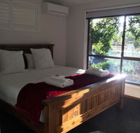 Holly House BnB - Accommodation Newcastle