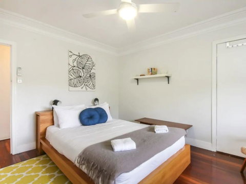 Homely Pembroke On The Park Cottage - Accommodation Newcastle 3