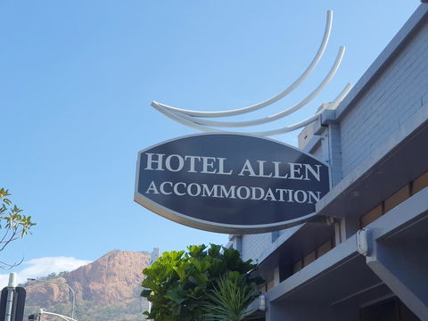 Hotel Allen - Accommodation Newcastle 0