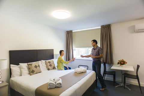 Hotel Gracelands - Accommodation Newcastle 1
